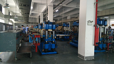 硫化成型车间 1.jpg